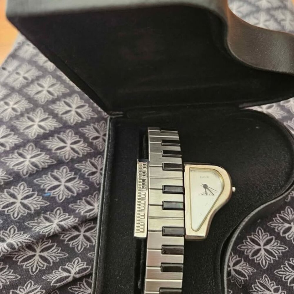 Grand Piano Watch